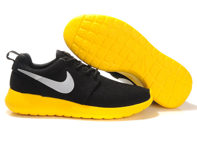 Nike Roshe Running Chaussures Hommes Blancs Jaune Noir